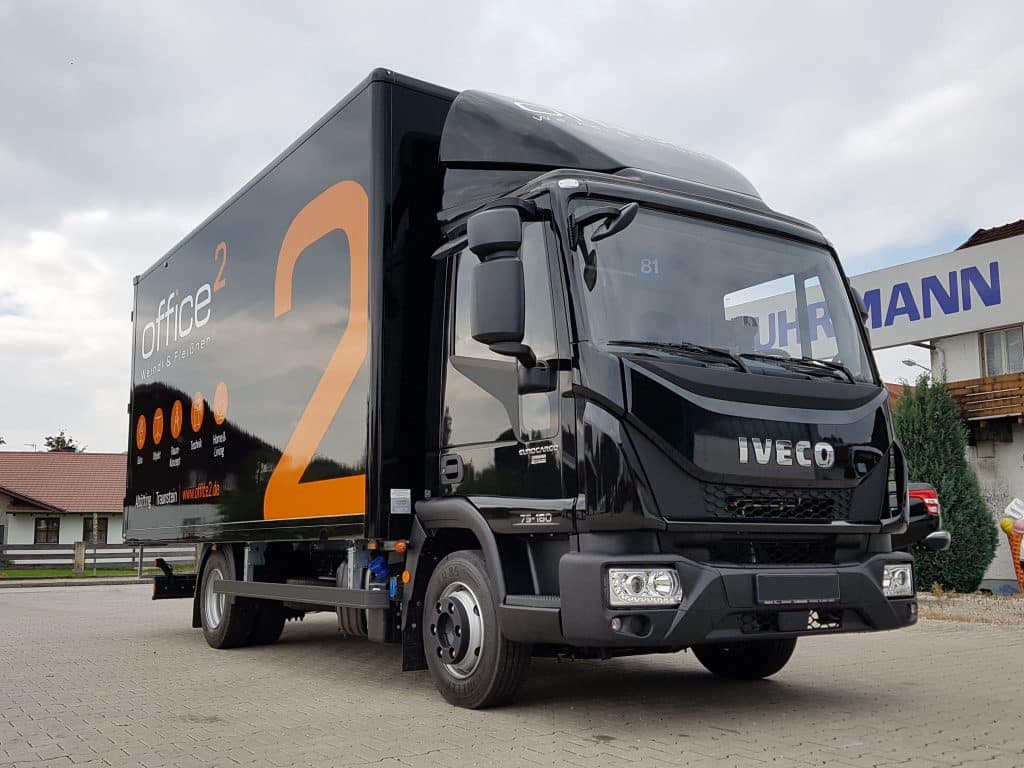 Iveco Eurocargo ML 75 E 16 P mit Möbelkoffer