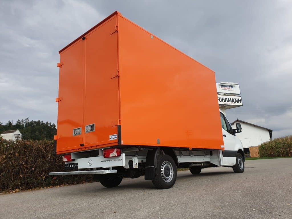 aluteam möbelkoffer fuhrmann fahrzeugbau orange